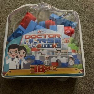NWOT Jr Tots doctor nurse blocks, ages 3+, 38 pcs